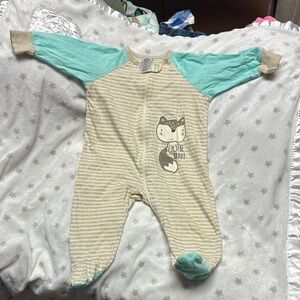 Lot of 2 Gerber Beige and Teal Baby Footie